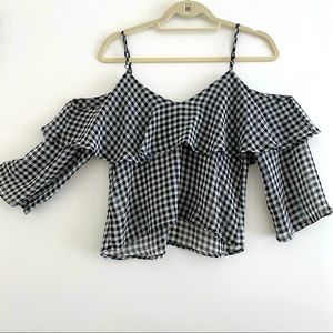 🖤🤍 Gingham Cold Shoulder Top